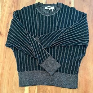 DKNY Women’s Black/Silver Metallic Striped Crewneck Sweater NWOT Size L